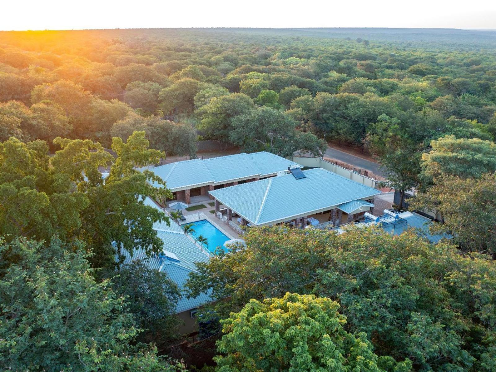 The Shrub Lodge Victoria Falls Exterior foto