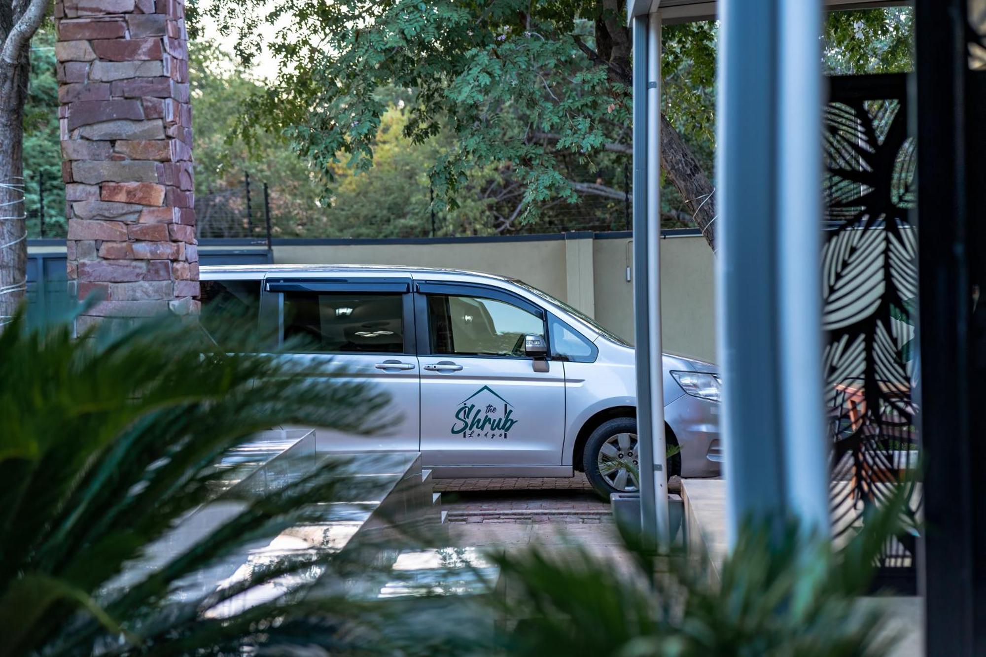 The Shrub Lodge Victoria Falls Exterior foto